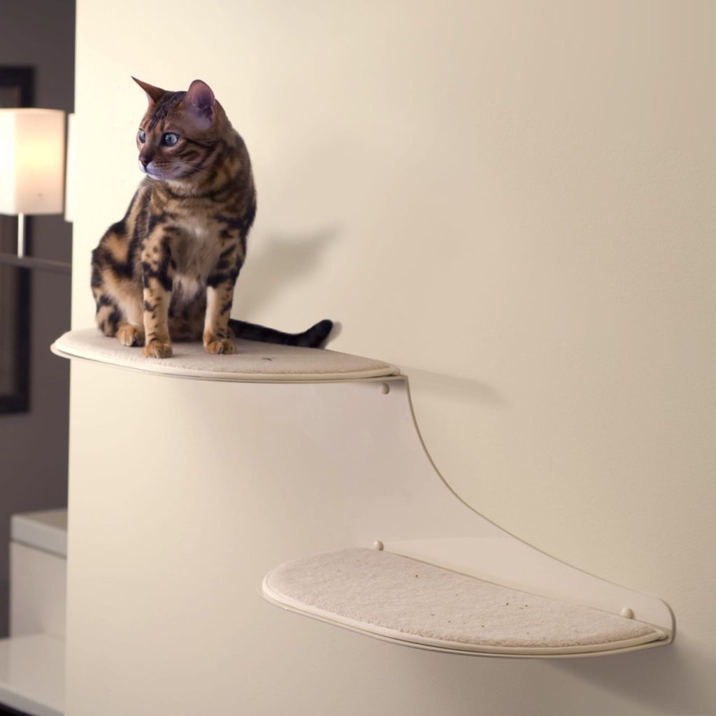 Cat Clouds Cat Shelf Left Off-White