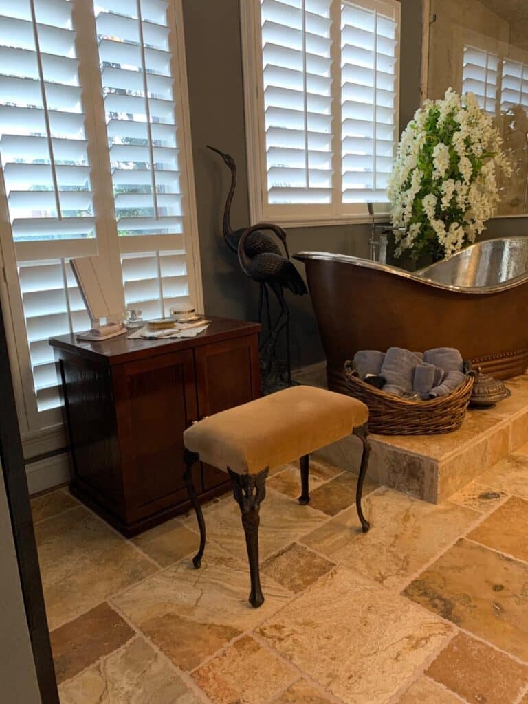 Image #1 from Betsytex