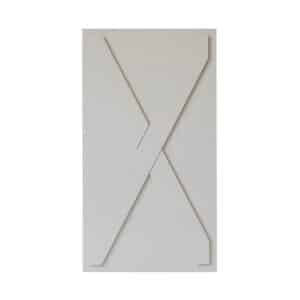White front panel with two wide diagonal strips crossing in the center, forming an X on a cat litter box.