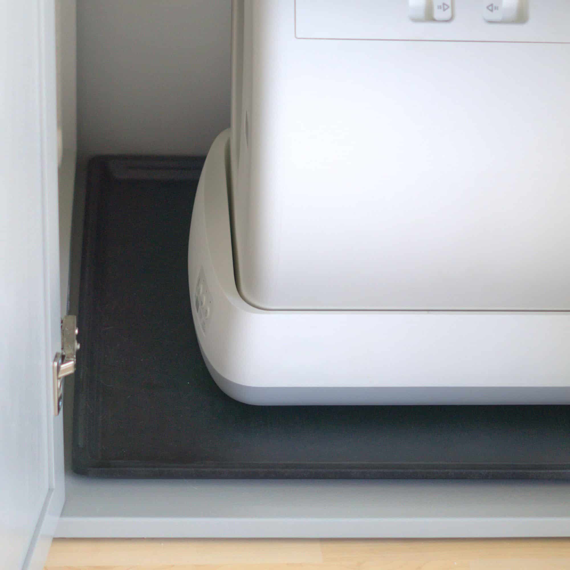 Self Cleaning Litter Box Protective Tray